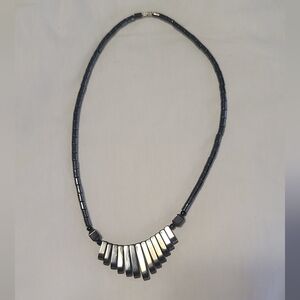 18" hematite necklace with twist closure